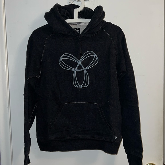 TNA Tops - Women’s TNA Gray Pullover Hoodie Size Small